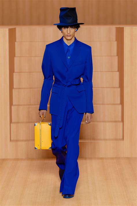 lv ss22 men|Louis Vuitton Spring 2022 Menswear Collection .